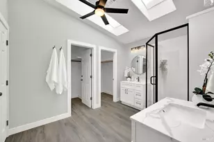 199 Berryessa Dr, Napa, CA 94558 - Photo 32