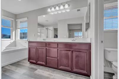 2042 Hamstead Court, Vacaville, CA 95687 - Photo 32