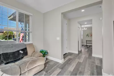 2042 Hamstead Court, Vacaville, CA 95687 - Photo 14