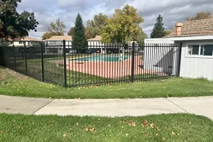 1040 Mohr Ln, Concord, CA 94518 - Photo 16