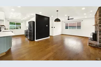 310 W M Street, Benicia, CA 94510 - Photo 20