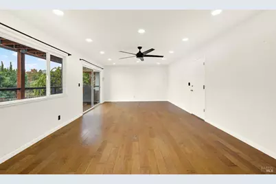 310 W M Street, Benicia, CA 94510 - Photo 24