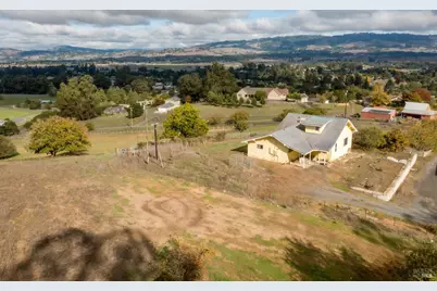 1180 Rose Avenue, Penngrove, CA 94951 - Photo 2