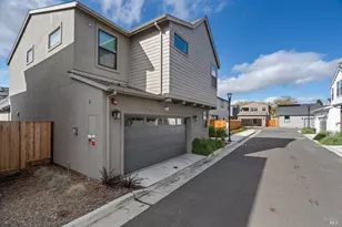 1594 NE Waterside Ln, Rohnert Park, CA 94928 - Photo 20