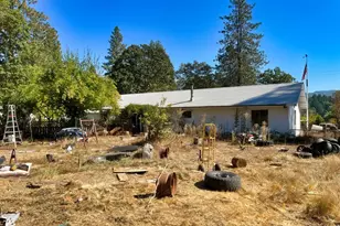 44170 Lakeview Ave, Laytonville, CA 95454 - Photo 22