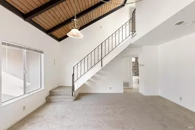 570 Berkeley Way, Fairfield, CA 94533 - Photo 16