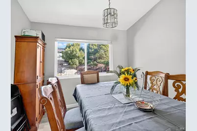 4406 Hedge Court, Rohnert Park, CA 94928 - Photo 10