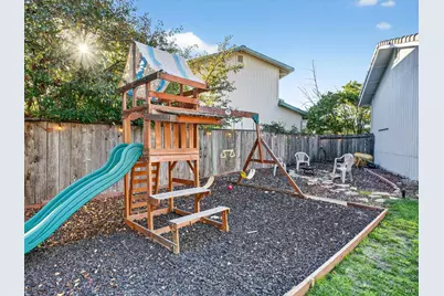 4406 Hedge Court, Rohnert Park, CA 94928 - Photo 38