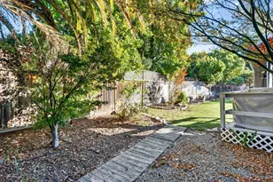 4406 Hedge Ct, Rohnert Park, CA 94928 - Photo 32