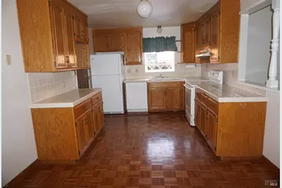 112 Dyer Court, Vallejo, CA 94591 - Photo 4