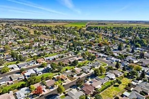 202 Olympic Cir, Vacaville, CA 95687 - Photo 38