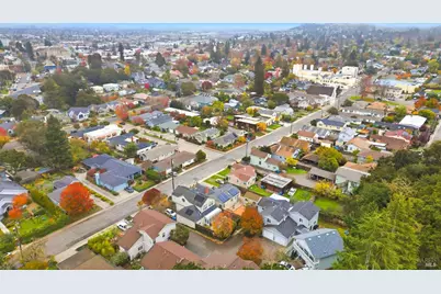 605 Baker Street, Petaluma, CA 94952 - Photo 38