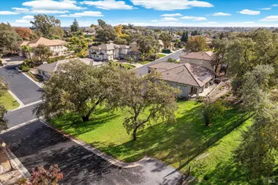 2036 Zinfandel Court, Vacaville, CA 95688 - Photo 22