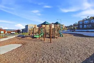 586 Sapphire St, Petaluma, CA 94952 - Photo 50