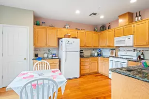 266 Cambridge Ln, Petaluma, CA 94952 - Photo 12