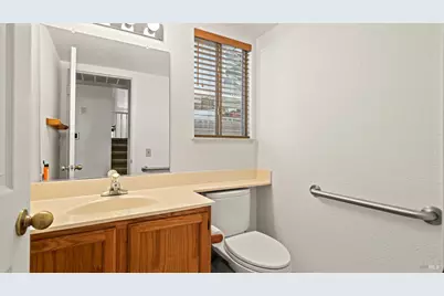 309 Regency Circle, Vacaville, CA 95687 - Photo 14