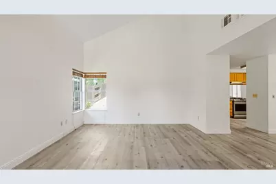 309 Regency Circle, Vacaville, CA 95687 - Photo 6