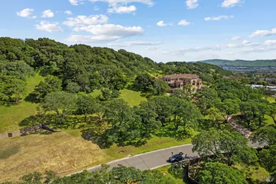 738 Bridle Ridge Court, Fairfield, CA 94534 - Photo 14