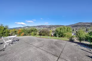 6317 Meadowridge Dr, Santa Rosa, CA 95409 - Photo 22