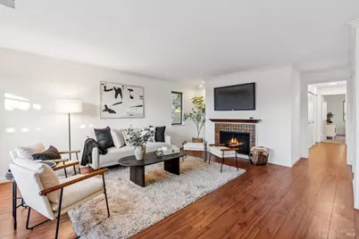 65 Scottsdale Way, Novato, CA 94947 - Photo 2