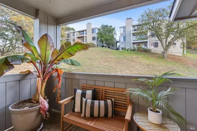 65 Scottsdale Way, Novato, CA 94947 - Photo 32