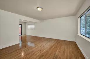 10005 Meadow Dr, Cobb, CA 95426 - Photo 8