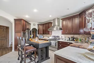 46 Laurel Glen Terrace, San Rafael, CA 94903 - Photo 2