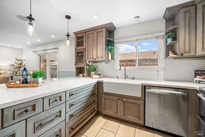 518 Courtyard Circle, Santa Rosa, CA 95407 - Photo 4