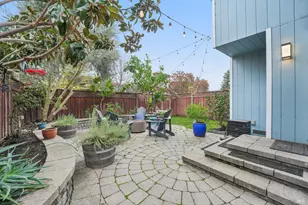 31 Regents Cir, Rohnert Park, CA 94928 - Photo 1