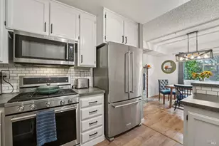 31 Regents Cir, Rohnert Park, CA 94928 - Photo 16