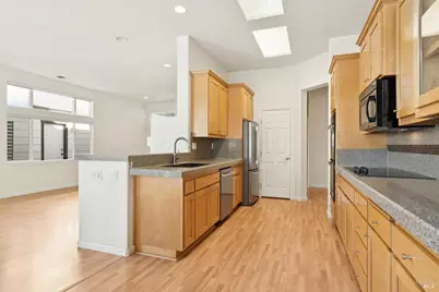 6471 Pine Valley Drive, Santa Rosa, CA 95409 - Photo 12