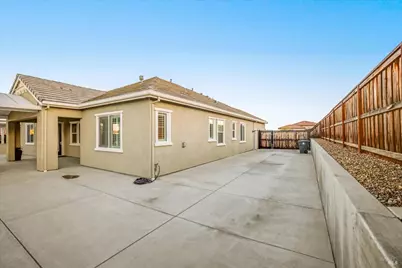 6006 Peacock Court, Vacaville, CA 95688 - Photo 46
