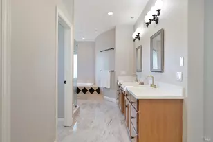 7125 Solitude Ct, Vacaville, CA 95688 - Photo 32