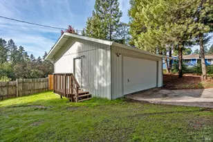 27931 Poppy Dr, Willits, CA 95490 - Photo 8