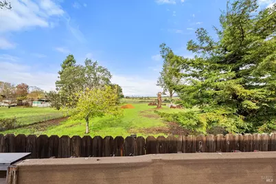 6720 Evergreen Avenue, Sebastopol, CA 95472 - Photo 2