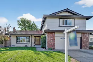 1020 Catalpa Way, Petaluma, CA 94954 - Photo 2