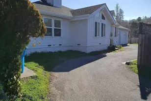 1648 Ronne Dr, Santa Rosa, CA 95404 - Photo 2