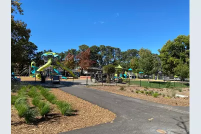 425 Bahia Way, San Rafael, CA 94901 - Photo 18