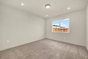 674 Shefford Dr, Vacaville, CA 95687 - Photo 28