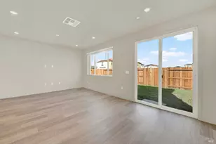 674 Shefford Dr, Vacaville, CA 95687 - Photo 14