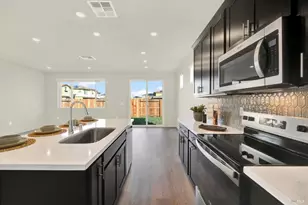 674 Shefford Dr, Vacaville, CA 95687 - Photo 22