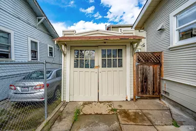 3661 Loma Vista Avenue, Oakland, CA 94619 - Photo 24