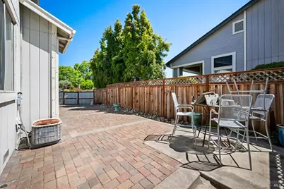 2622 Arrowhead Drive, Santa Rosa, CA 95407 - Photo 18