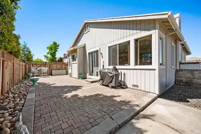 2622 Arrowhead Drive, Santa Rosa, CA 95407 - Photo 16