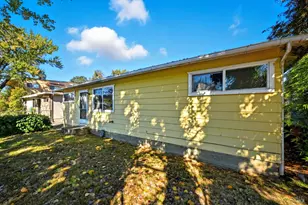 340 16th St, Lakeport, CA 95453 - Photo 18