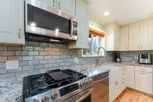 1725 E Madrone Dr, Ukiah, CA 95482 - Photo 12