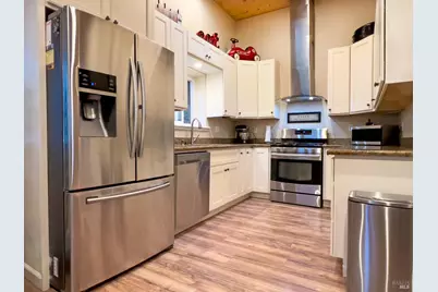 14707 Willow Road, Rio Nido, CA 95471 - Photo 6