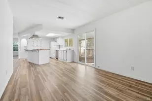 93 W Napa Dr, Petaluma, CA 94954 - Photo 10