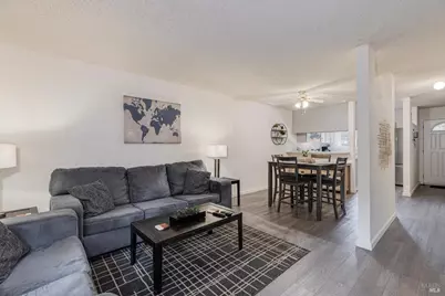 668 Racquet Club Drive, Rohnert Park, CA 94928 - Photo 12