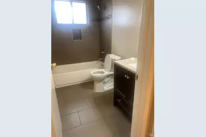 2304 Peppertree Way #4, Antioch, CA 94509 - Photo 4